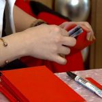 前男友丟紅色炸彈「不愛未婚妻」 她霸氣回應網讚爆