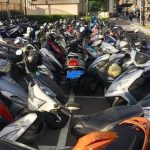 亂移車有夠扯 傻眼!這台機車超級衰