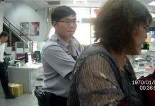 51歲婦人稱「美軍上將愛她」要匯40萬給對方,員警苦勸是詐騙…她怒反問「你以為我白痴」?!