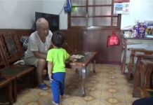 網友記錄下一段有趣的爺孫互動,讓人覺得溫馨又好笑