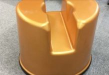 這張形狀特殊、出現在日本的風化場所的椅子,你知道有什麼用途嗎?