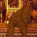 「末代皇帝」溥儀一生坎坷,晚年回宮在大殿龍椅摸到「小時候最寶貝的玩具」