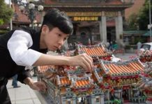 用「4萬塊樂高建出龍山寺」成名當上創意總監!樂高大神曾經是老師眼中的「摸魚」學生!