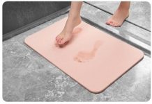 賣翻天的「珪藻土地墊真心好用嗎?」掀正反兩派辯論會「關鍵兩點」勸大家小心選購!