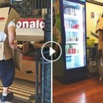 男學生為了潛入網咖 「穿紙箱遮蓋校服」以求說服老闆讓他進入