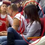 這對情侶被親親鏡頭選上,女友卻毫不給面子「倒飲料回應」隔壁的妹子看不下去大方獻吻!