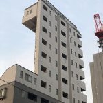 好像一折就會斷!日本超薄建築「看似超不安全」換角度一看…背後原因網狂讚:超貼心! 廣告