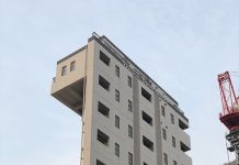 好像一折就會斷!日本超薄建築「看似超不安全」換角度一看…背後原因網狂讚:超貼心! 廣告