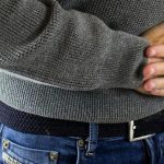 臭到分房睡!老公放屁「狂冒魚腥味」拖20年才就醫,醫生也傻眼