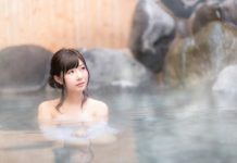 日本泡湯為什麼「要全脫.光光?」 一絲不掛泡溫泉背後竟有大真理!