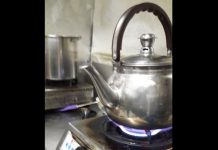 菜鳥員工這樣煮水,讓老闆看傻「這種神操作要付多少薪水」網友:看不出問題在哪!