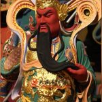 「為何關公神像總是閉眼?」老木匠透露:開眼的代價太大了!