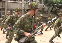 老媽代抽兵種,結果抽中「籤王」,不知道怎麼跟兒子交代….