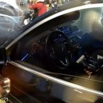 BMW硬塞機車區!正義騎士敲窗提醒「駕駛竟是王世堅」嚇花容失色「咕噥幾句就逃跑」本人回應了