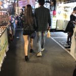 女友上網抱怨:男友劈腿被拍到,有照片還硬坳兩人只是好兄弟