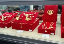 結婚買好市多金飾!婚禮一結束「她立刻跑去退貨」爽戴免錢 網傻眼「一堆人這樣搞」好市多經理回應了