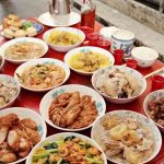 她到廟裡「拿芭樂拜土地公」被長輩譙到臭頭 內行人聽完嚇傻:「對神明超不敬!」