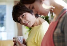 我還有一個月臨盆,婆婆提出「一個要求」,我不答應老公就要和我離婚!