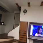 半夜驚見長髮女鬼「女友有這麼高嗎?」嚇到不敢睡覺…網友:真的不合理!