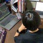 爸爸給100萬操盤! 10歲小學生「趁上課偷炒股」 2年後獲利1000萬!