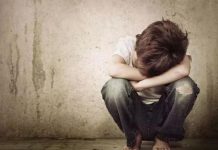 父母去世!被叔叔家收養 「嬸嬸打罵我10餘年」  在結婚那天「我當所有人喊她媽」