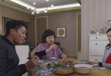 媽讓無業兒免費吃住!女兒卻要「上繳一半薪水」當生活費 她拒多做1事「回家一看愣住」:我該怎麼辦