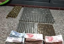 用飲水桶存錢!每天下班掏光「口袋所有零錢」 2年後打開「花2小時數錢」見金額嗨翻:年終自己賺~