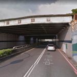 開進台南地下道!5、7歲姊妹「突然安靜不說話」 幾秒後一開口「媽媽狂起雞母皮」:不要亂講話