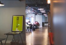 公司離家「僅5分鐘路程」!他趁午休「回家休息」卻被主管電爆:沒看過有人這樣的