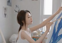 氣質女畫家身材太逆天!網友狂讚:氣質臉蛋都滿分❤