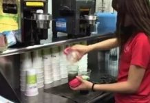 不爽薪水從「1700降到1400」!員工怒火質問老闆,下秒老闆「句句開嗆」被網贊翻:老闆,你那裡還有缺人嗎!