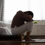 當女人命苦!她淚訴「15歲開始半工半讀」賺錢給哥弟爽花 搬出家醒悟「40歲才存到第一桶金」