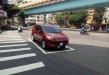 「台灣三寶」最扯行為!車子停「待轉區」還嗆:我去買個菜而已