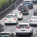 國道遇塞車!他拿出一張紙求救 網見內容笑瘋