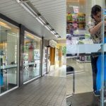 新服務?路過超商驚見阿婆「自備披巾幫孫剪髮」網怒批:恥力無極限!