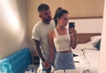 女兒上傳和男友的對鏡拍照…爸爸眼尖驚見「亮點」意外發現女兒暗黑面