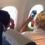 飛機在1萬英呎高空,乘客拿手機拍窗外風景卻意外目睹驚人事件…