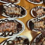 擺盤很重要!生鮮龍蝦變「巨型小強」 網見煮熟照更崩潰:拖鞋伺候