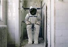 拉屎也能賺錢!藥廠徵人「糞便捐贈」每月最高領28K,網笑:製造被動收入!