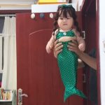 這條魚好肥美❤️網路爆紅「超Q萌小美魚寶寶」肚肚超好戳 傷心哭哭「水汪汪眼睛更犯規」爸爸也變身